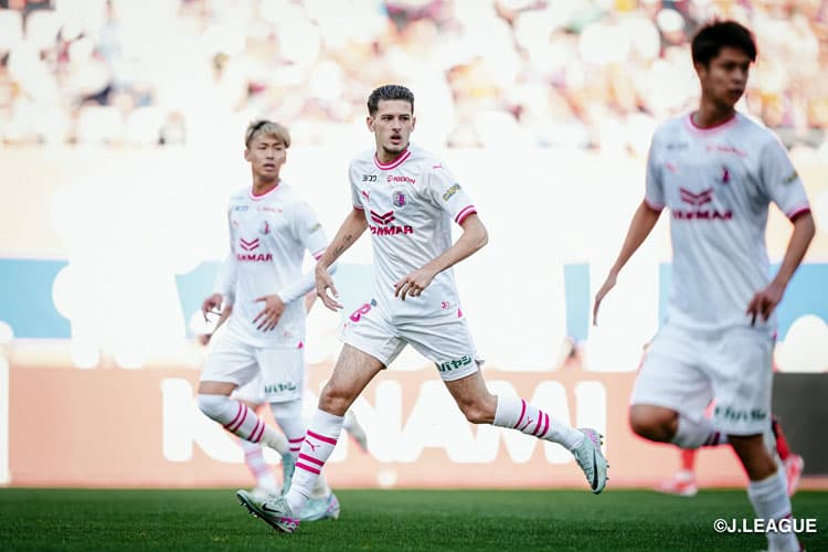 Justin Hubner Kembali Main, Cerezo Osaka Menang Tipis 1-0 atas Kawasaki