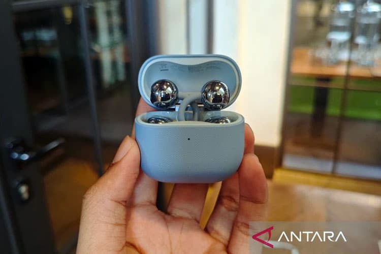 Huawei FreeClip 2 Meluncur, TWS Super Ringan dengan AI dan Desain Denim