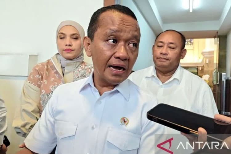 Bahlil Tegaskan Hilirisasi Mineral Kritis Tetap Jalan Meski Ada Kerja Sama Dagang dengan AS