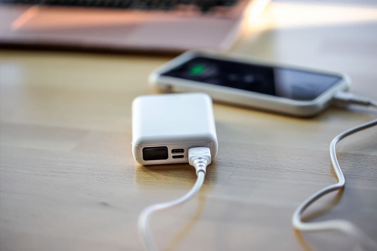 Penumpang Pesawat di Jepang Dilarang Pakai Power Bank Mulai April 2026