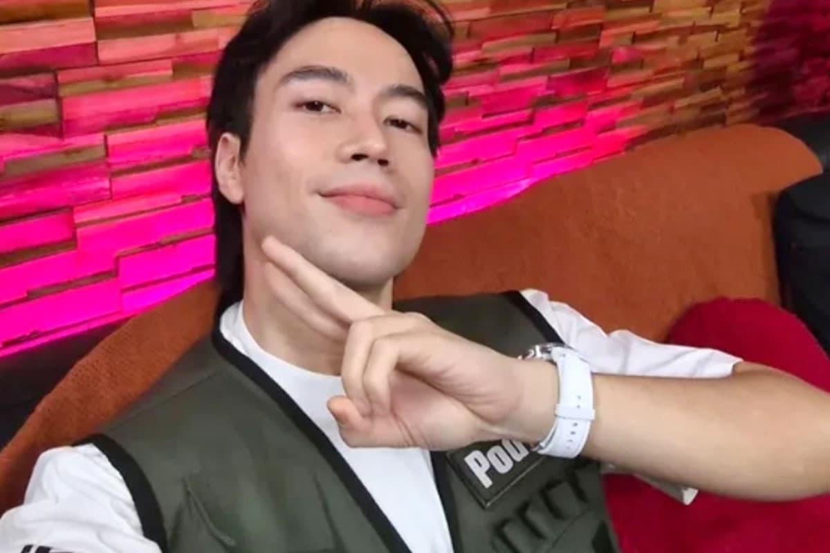 Musisi dan Host Podhub Vidi Aldiano Meninggal Dunia