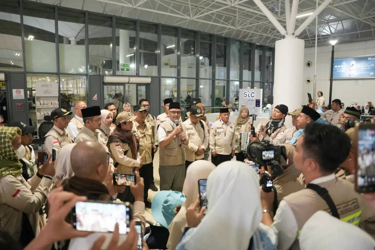 Fase Kepulangan Haji Dimulai, Menhaj Soroti Pentingnya Penerbangan Tepat Waktu