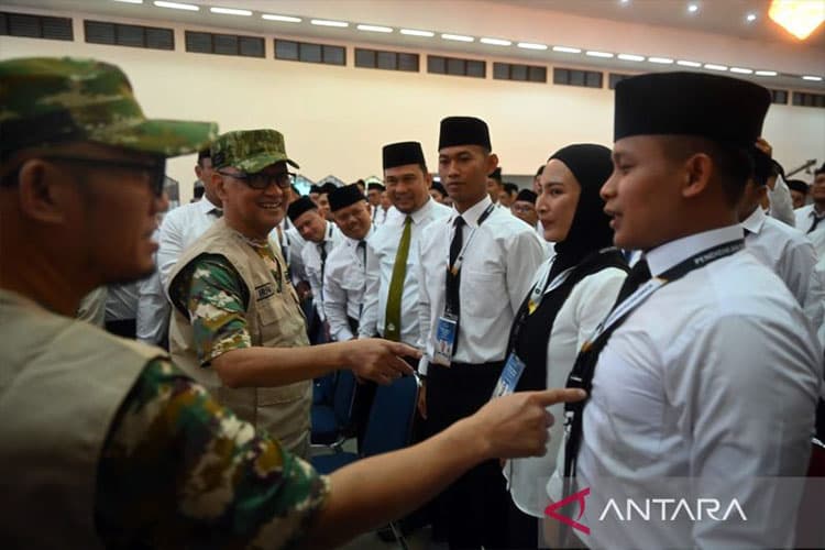 Kemenhaj Gembleng Ribuan Petugas agar Lebih Profesional dan Solutif